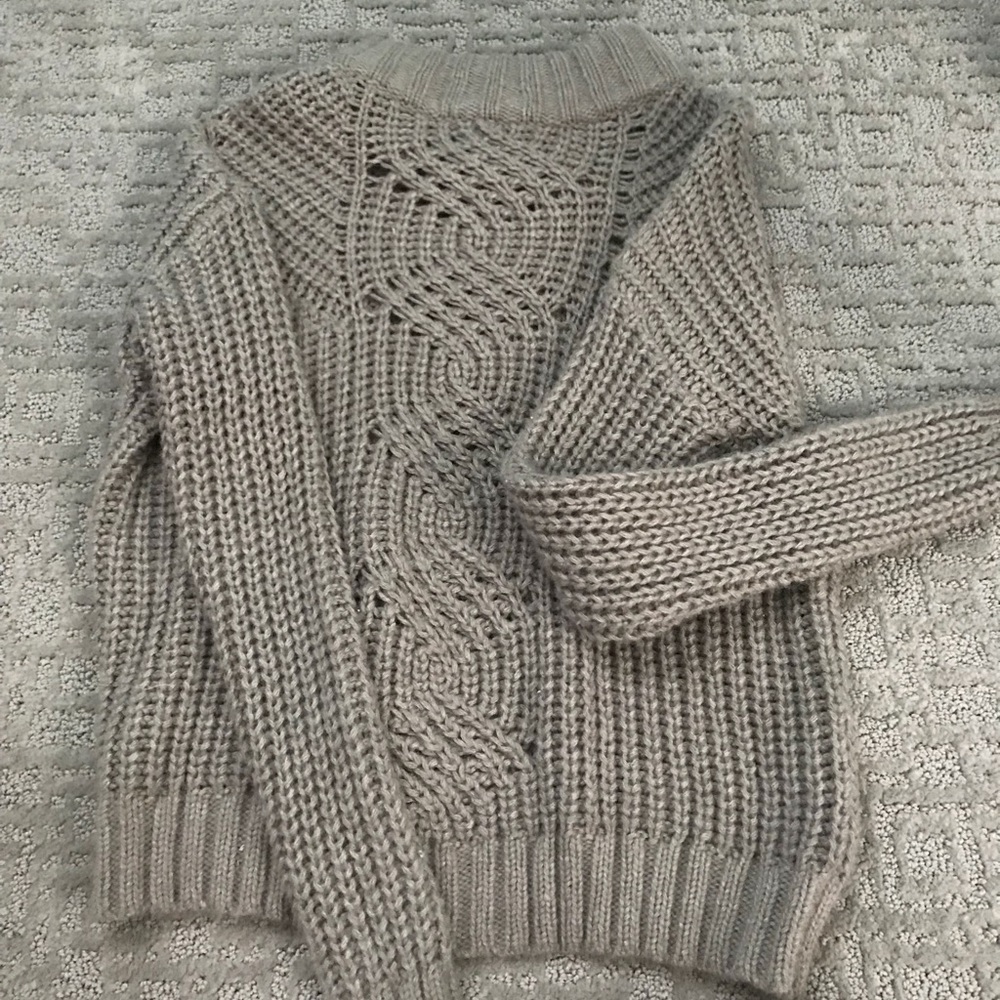 american eagle sweater
